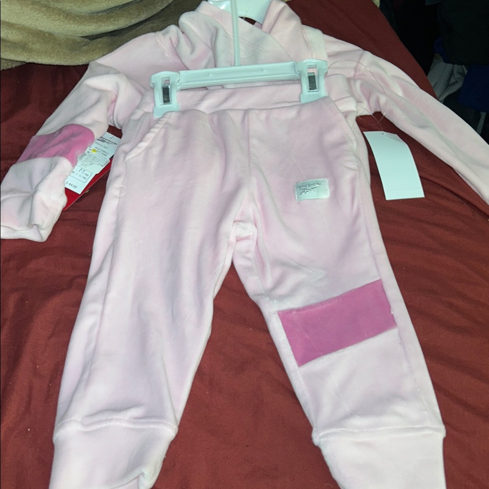Girls Reebok set - Picture 3 of 3